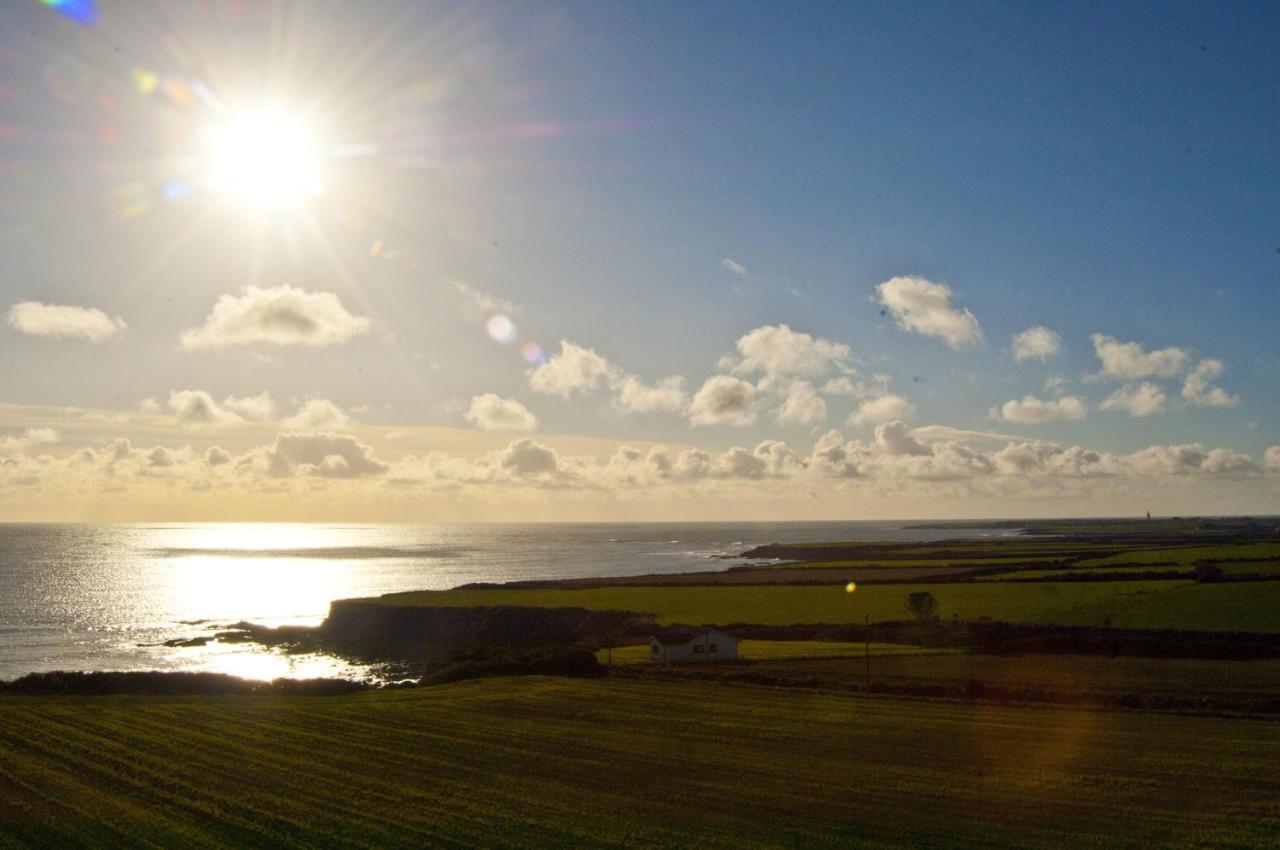 Hookless Holiday Homes Fethard-on-Sea Bilik gambar